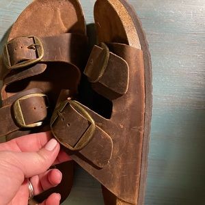 Brown leather Womens sandals size 9
